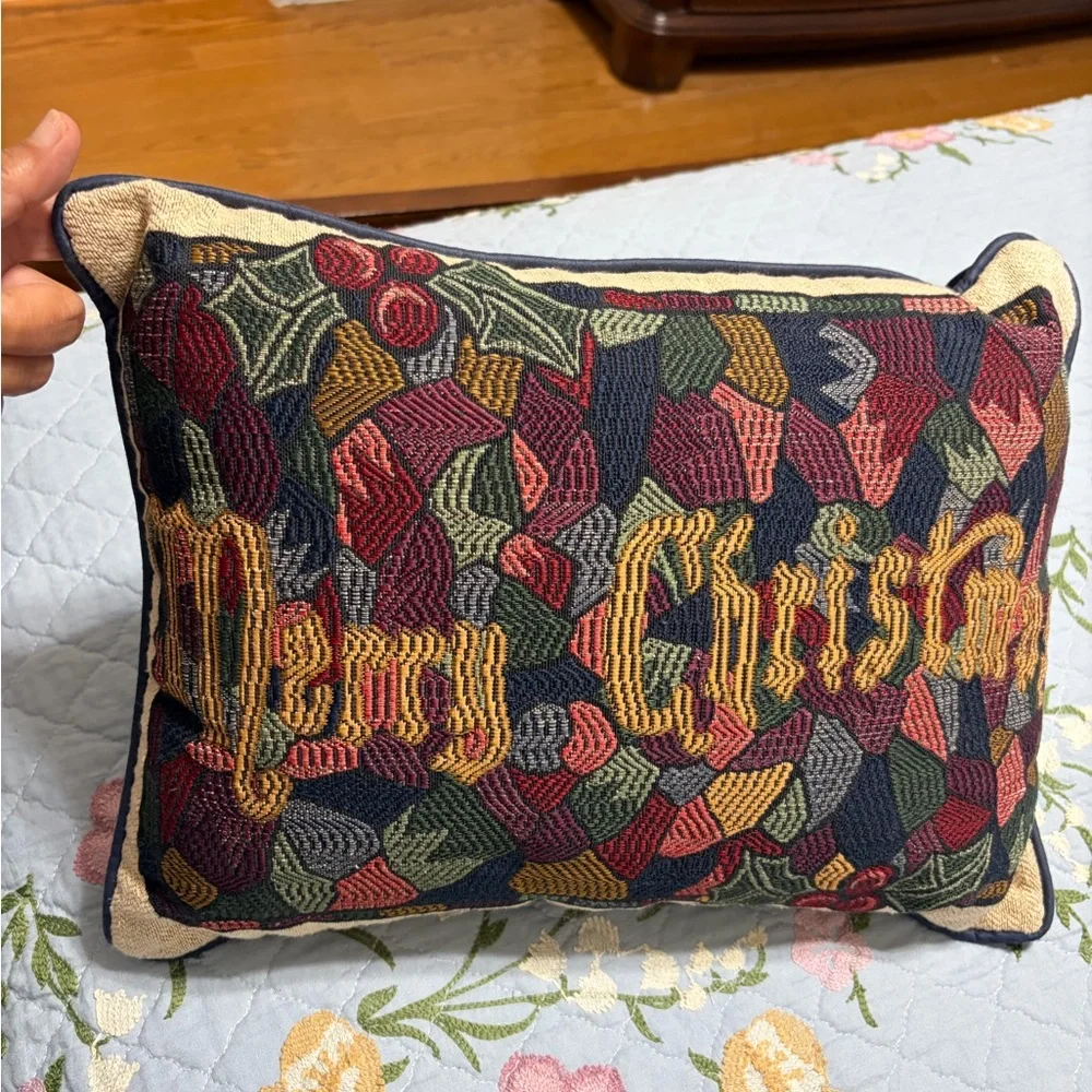 Vintage 90’s Festive Holiday PreOwned Pillow with Merry Christmas Design See Pic
